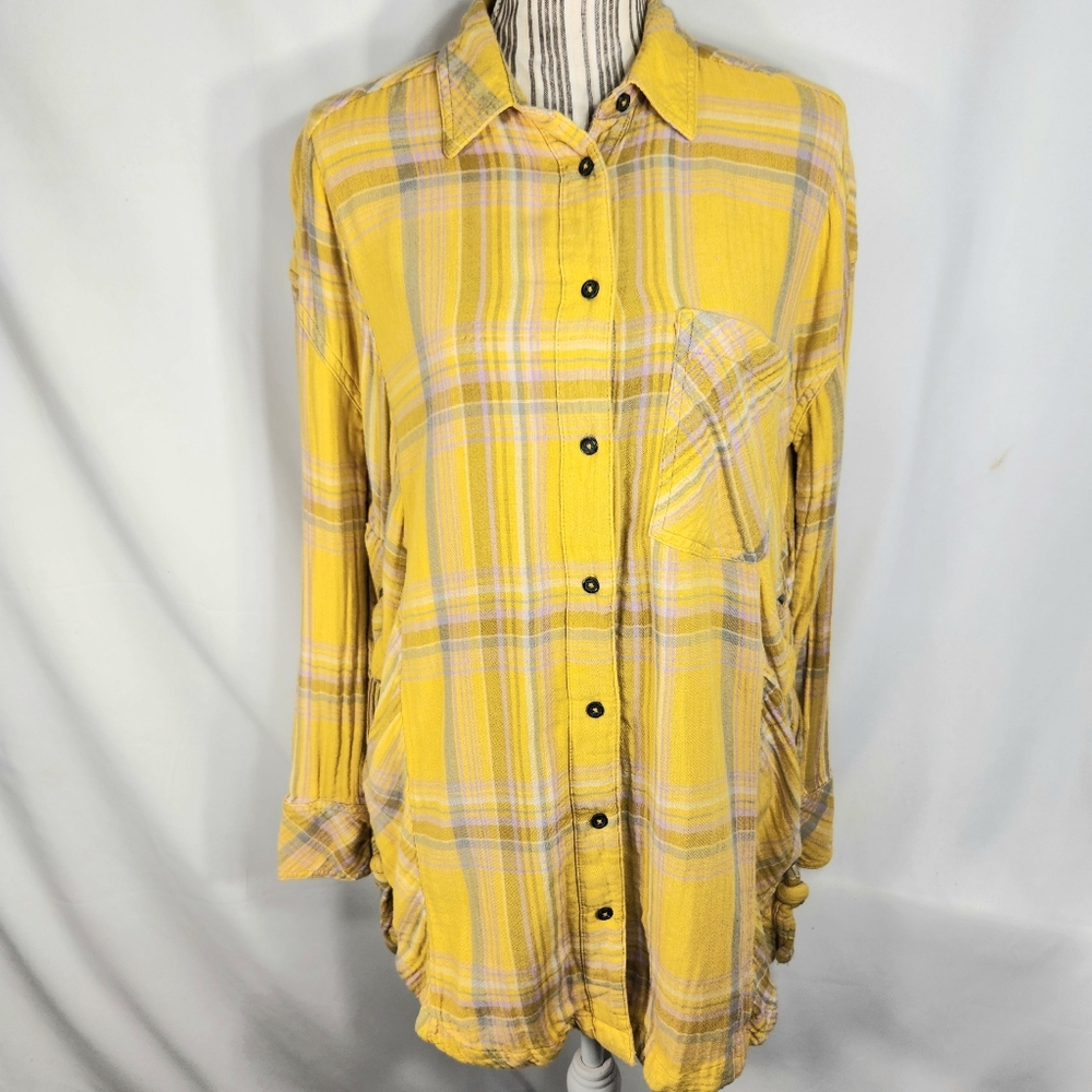 Urban Outfitters Yellow Plaid Long Sleeve Grommet Tie Sides Oversize Size XSmall